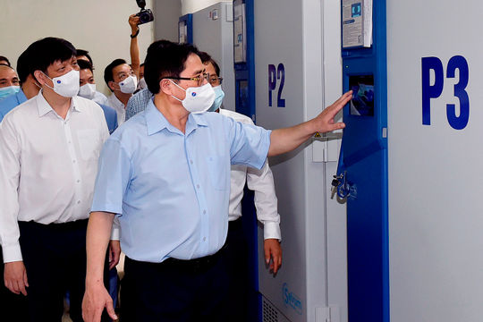 Chậm nhất đầu năm 2022 sẽ có 1 nhà máy sản xuất vaccine quy mô lớn đi vào hoạt động Chậm nhất đầu năm 2022 sẽ có 1 nhà máy sản xuất vaccine quy mô lớn đi vào hoạt động