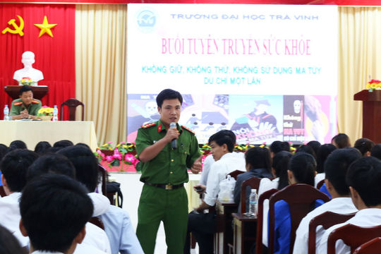 "Chặn" ma tuý vào trường học "Chặn" ma tuý vào trường học