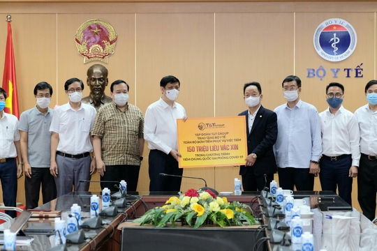 Tập đoàn T&T Group tài trợ 150 triệu bơm kim tiêm cho Chiến dịch tiêm chủng vắc xin phòng Covid-19 Tập đoàn T&T Group tài trợ 150 triệu bơm kim tiêm cho Chiến dịch tiêm chủng vắc xin phòng Covid-19