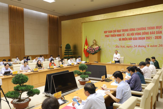 Triển khai giải pháp phát triển kinh tế - xã hội vùng đồng bào dân tộc thiểu số và miền núi