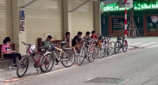 Hà Nội tiếp tục nới lỏng một số hoạt động