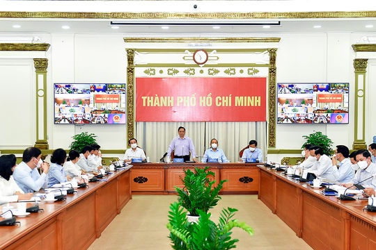 Chủ động, linh hoạt để thực hiện mục tiêu kép