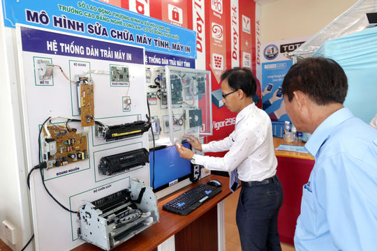 Thu hút các ngành nghề xã hội hóa tại Kỳ thi kỹ năng nghề quốc gia năm 2021 Thu hút các ngành nghề xã hội hóa tại Kỳ thi kỹ năng nghề quốc gia năm 2021