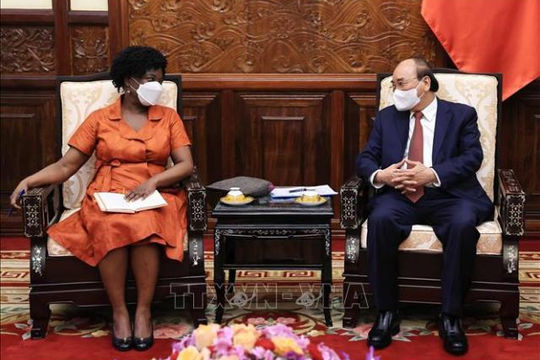 Chủ tịch nước Nguyễn Xuân Phúc tiếp Phó Chủ tịch Ngân hàng Thế giới Victoria Kwakwa