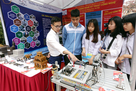 Tăng cường quảng bá về giáo dục nghề nghiệp để thu hút người học Tăng cường quảng bá về giáo dục nghề nghiệp để thu hút người học
