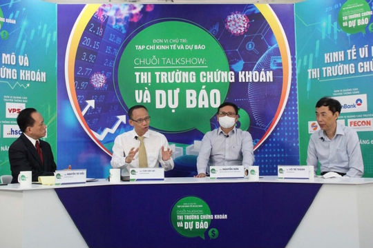 Thị trường chứng khoán còn dư địa tăng trưởng nhưng vẫn tiềm ẩn rủi ro