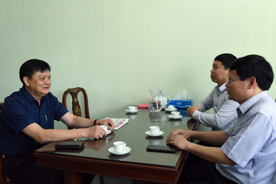 Phó Chủ tịch Thường trực Thành phố Cần Thơ kiêm nhiệm Giám đốc Sở Giáo dục và Đào tạo Phó Chủ tịch Thường trực Thành phố Cần Thơ kiêm nhiệm Giám đốc Sở Giáo dục và Đào tạo