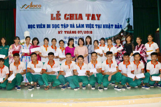 Đào tạo cho lao động xuất khẩu trong mùa dịch: Tạm dừng đến trường, không dừng học Đào tạo cho lao động xuất khẩu trong mùa dịch: Tạm dừng đến trường, không dừng học