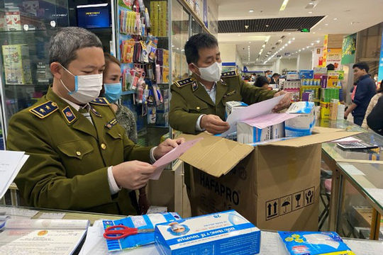 Quản lý thị trường xử phạt 6,78 tỷ đồng đối với hàng hóa phòng, chống dịch bệnh vi phạm quy định Quản lý thị trường xử phạt 6,78 tỷ đồng đối với hàng hóa phòng, chống dịch bệnh vi phạm quy định