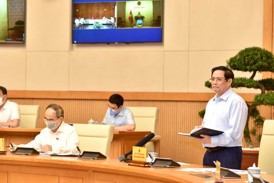 Ưu tiên đặc biệt để sản xuất bằng được vaccine nhanh nhất, sớm nhất