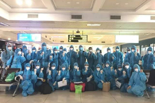 Đã có hơn 6.000 nhân lực y tế chi viện chống dịch tại TP. Hồ Chí Minh Đã có hơn 6.000 nhân lực y tế chi viện chống dịch tại TP. Hồ Chí Minh