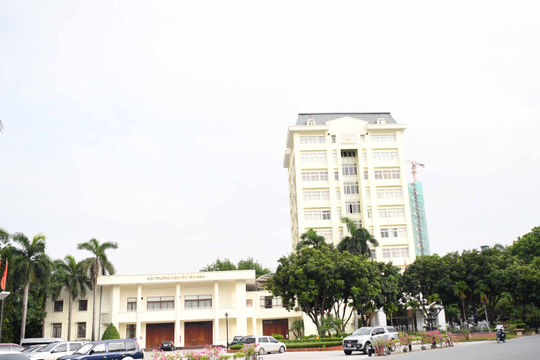 Đại học Quốc gia Hà Nội tiếp tục vào Top 1000 cơ sở giáo dục đại học tốt nhất toàn cầu Đại học Quốc gia Hà Nội tiếp tục vào Top 1000 cơ sở giáo dục đại học tốt nhất toàn cầu