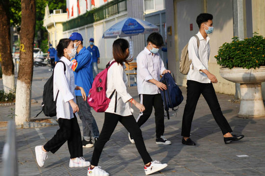 Điểm thi và học bạ chênh lệch cao, kết quả học Tiếng Anh và Lịch sử còn hạn chế Điểm thi và học bạ chênh lệch cao, kết quả học Tiếng Anh và Lịch sử còn hạn chế