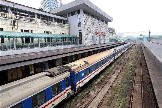 Đề xuất nhiều giải pháp tháo gỡ khó khăn cho vận tải đường sắt Đề xuất nhiều giải pháp tháo gỡ khó khăn cho vận tải đường sắt