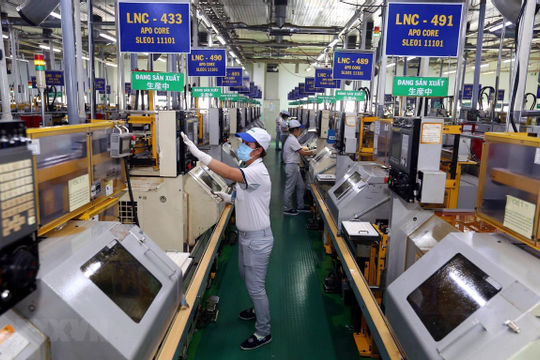 Sản xuất công nghiệp bị ảnh hưởng tiêu cực bởi Covid-19 Sản xuất công nghiệp bị ảnh hưởng tiêu cực bởi Covid-19