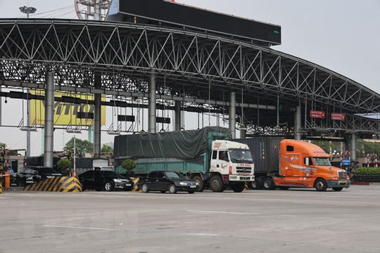 Từ 30/7, không kiểm tra phương tiện có QR Code vận chuyển hàng hóa phục vụ sản xuất, kinh doanh