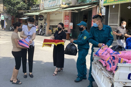 Nghĩa tình trong mùa dịch