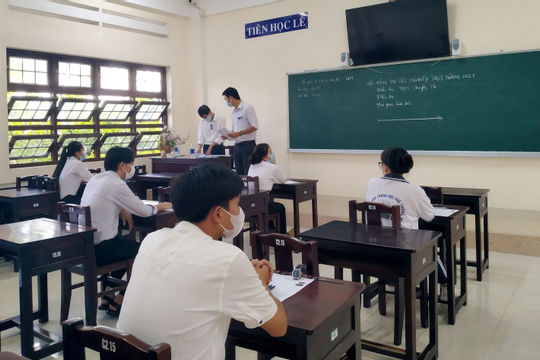 Đợt 2 kỳ thi tốt nghiệp Trung học phổ thông diễn ra an toàn, đúng quy chế