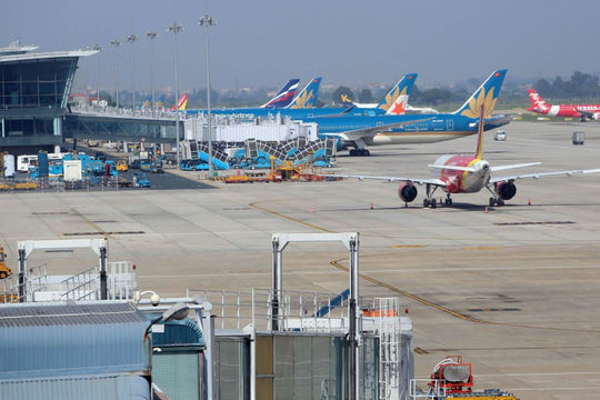 Bộ Giao thông vận tải yêu cầu hạn chế tối đa số lượng chuyến bay đến sân bay Nội Bài