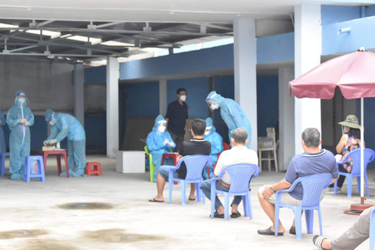 Ngày 11/8: Ghi nhận 8.766 ca nhiễm Covid-19, trong đó 1.786 ca trong cộng đồng Ngày 11/8: Ghi nhận 8.766 ca nhiễm Covid-19, trong đó 1.786 ca trong cộng đồng