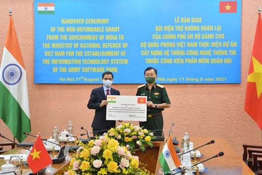 Ấn Độ trao 1 triệu USD cho Dự án Công viên Phần mềm quân đội