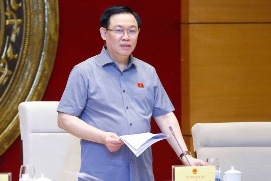 Chủ tịch Quốc hội: Đảm bảo sự tham gia góp ý từ sớm, hiệu quả, thực chất trong xây dựng pháp luật Chủ tịch Quốc hội: Đảm bảo sự tham gia góp ý từ sớm, hiệu quả, thực chất trong xây dựng pháp luật