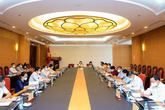 Tăng cường giám sát việc thực hiện Luật Bảo hiểm xã hội