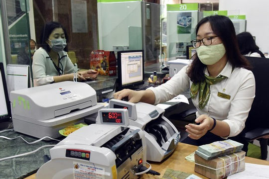 Sẽ công khai kết quả giảm lãi suất và phí dịch vụ của từng ngân hàng