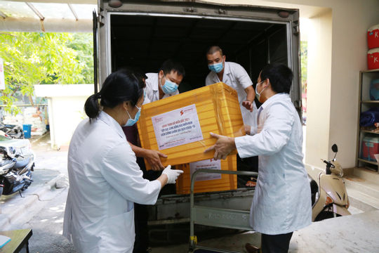 Thêm 2.000 đơn vị máu được chuyển đến TP. Hồ Chí Minh chống dịch