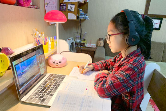 Linh hoạt tổ chức dạy học trực tuyến, học qua truyền hình cho học sinh lớp 1, lớp 2