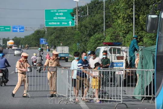 Hà Nội: Xử lý nghiêm việc lợi dụng xe ưu tiên để đưa người vào Thành phố sai quy định