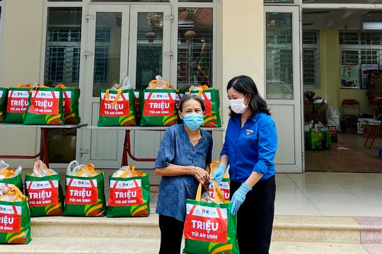 Thủ tướng hoan nghênh Trung ương Đoàn tổ chức  Chương trình "Triệu túi an sinh"