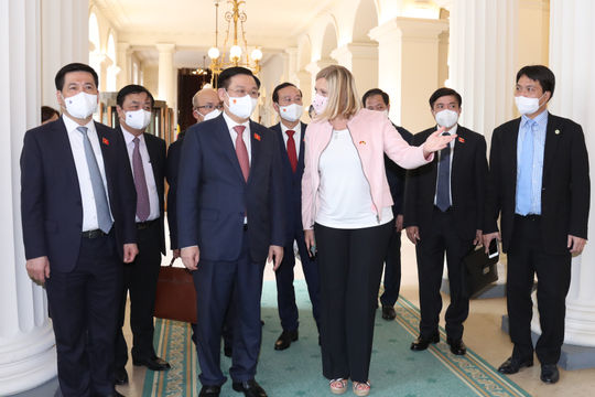 Đưa quan hệ Việt Nam - Bỉ lên tầm cao mới