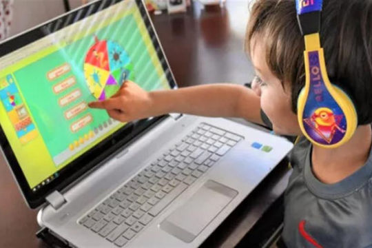 Đảm bảo an toàn khi trẻ học trực tuyến