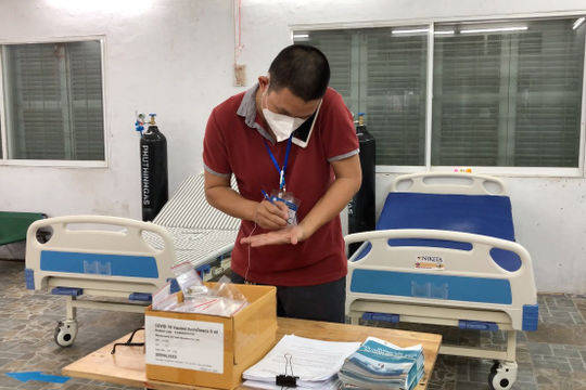 Trạm Y tế lưu động: “Cánh tay nối dài” của ngành y tế trong chăm sóc, điều trị người bệnh tại cơ sở