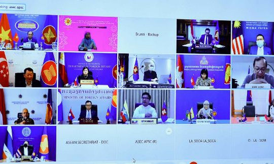 Việt Nam đề nghị các nước ASEAN chia sẻ vắc xin cho nhau trên cơ sở tự nguyện