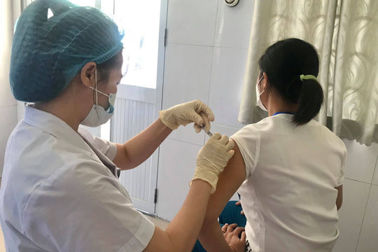 Triển khai nghiên cứu thử nghiệm lâm sàng vắc xin ARCT-154 phòng Covid-19 giai đoạn 2 và 3a