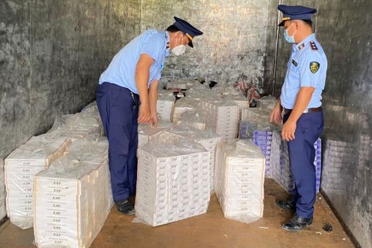 Quản lý thị trường tỉnh Long An bắt giữ 15.930 bao thuốc lá nhập lậu
