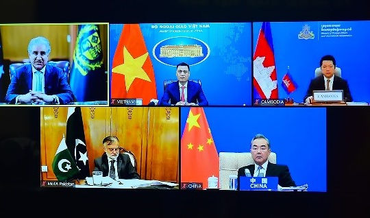 Việt Nam cam kết cùng các nước đoàn kết, hợp tác vì hòa bình và phát triển của châu Á Việt Nam cam kết cùng các nước đoàn kết, hợp tác vì hòa bình và phát triển của châu Á