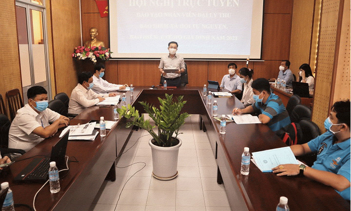 Tiền Giang: Tổ chức đào tạo trực tuyến nhân viên đại lý thu