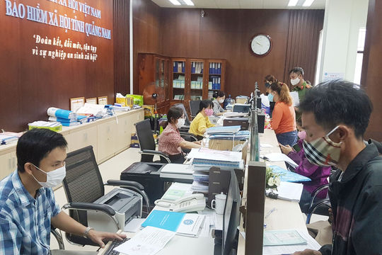 Tiếp tục hoàn thiện chính sách pháp luật về bảo hiểm xã hội, bảo hiểm y tế Tiếp tục hoàn thiện chính sách pháp luật về bảo hiểm xã hội, bảo hiểm y tế