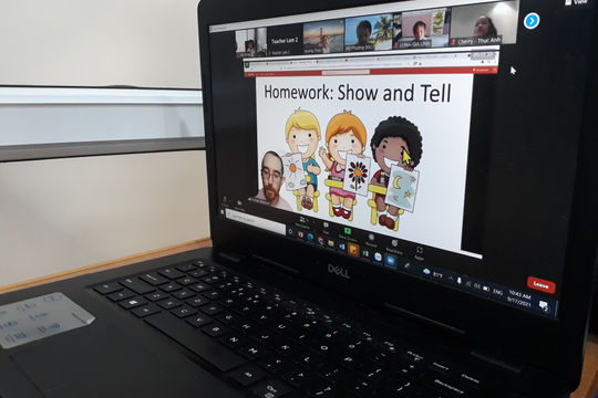 Giảng dạy ngoại ngữ trong bối cảnh dịch Covid-19 Giảng dạy ngoại ngữ trong bối cảnh dịch Covid-19