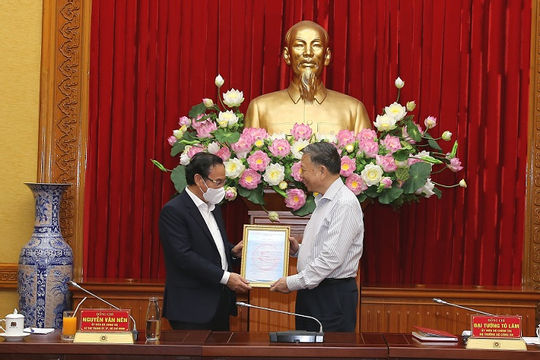 Tiếp tục sát cánh cùng chính quyền và nhân dân TP. Hồ Chí Minh phòng, chống dịch bệnh Covid-19