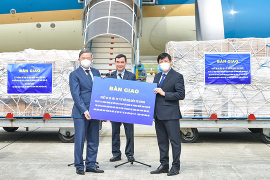 Tiếp nhận ủng hộ của kiều bào ở Anh, Pháp để hỗ trợ điều trị Covid-19