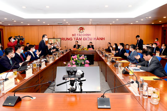 Bộ Tài chính và Bộ Thông tin và Truyền thông hợp tác thực hiện chuyển đổi số