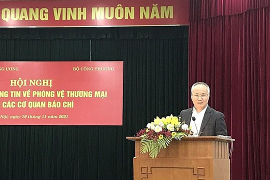 Báo chí góp phần nâng cao năng lực ứng phó với các biện pháp phòng vệ thương mại Báo chí góp phần nâng cao năng lực ứng phó với các biện pháp phòng vệ thương mại