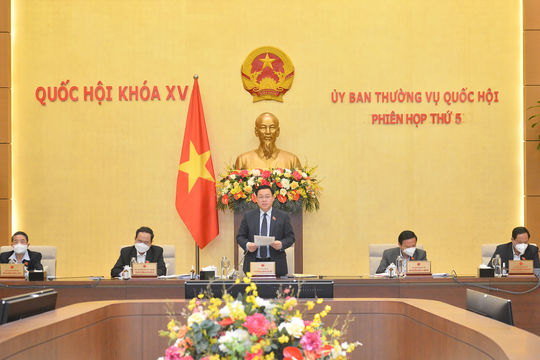 Khai mạc Phiên họp thứ 5 của Ủy ban Thường vụ Quốc hội