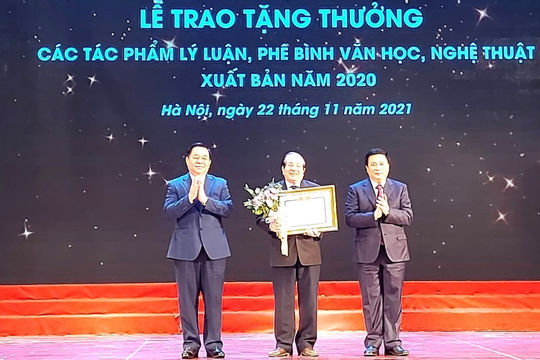Tặng thưởng các tác phẩm lý luận, phê bình văn học, nghệ thuật năm 2020 Tặng thưởng các tác phẩm lý luận, phê bình văn học, nghệ thuật năm 2020
