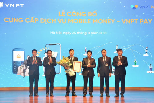 Chính thức triển khai thí điểm Mobile Money trên cả nước