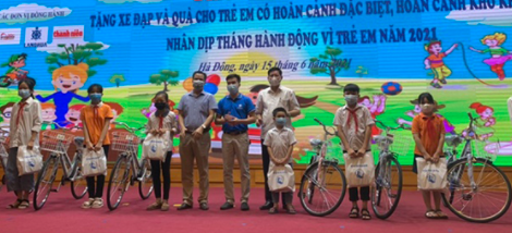 Hà Nội sẽ hỗ trợ khoảng 98.300 lượt trẻ em có hoàn cảnh khó khăn Hà Nội sẽ hỗ trợ khoảng 98.300 lượt trẻ em có hoàn cảnh khó khăn